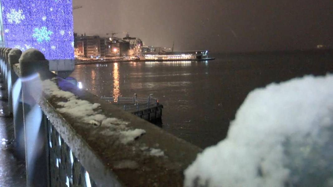 İstanbul tablo gibi! Boğaz gelinlik giydi… 32
